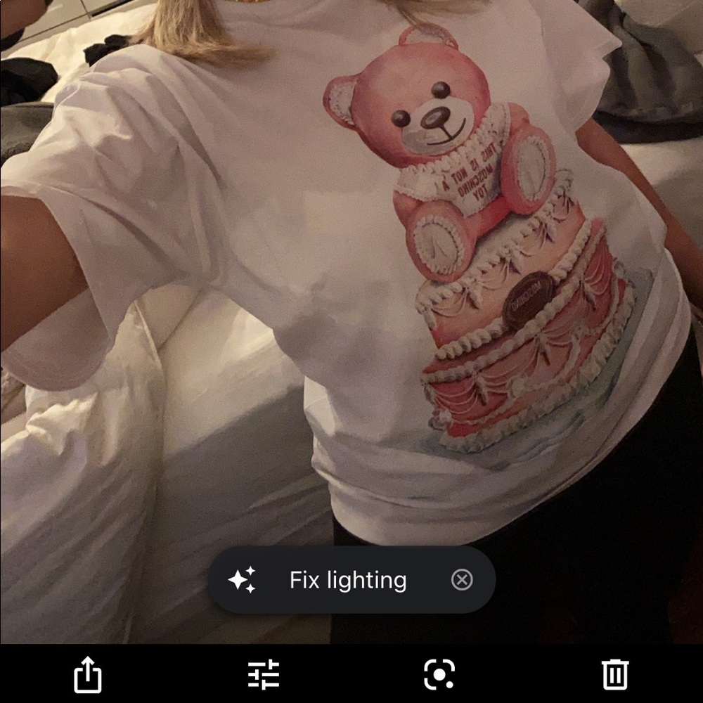 Moschino T-Shirt - Picture 2 of 6